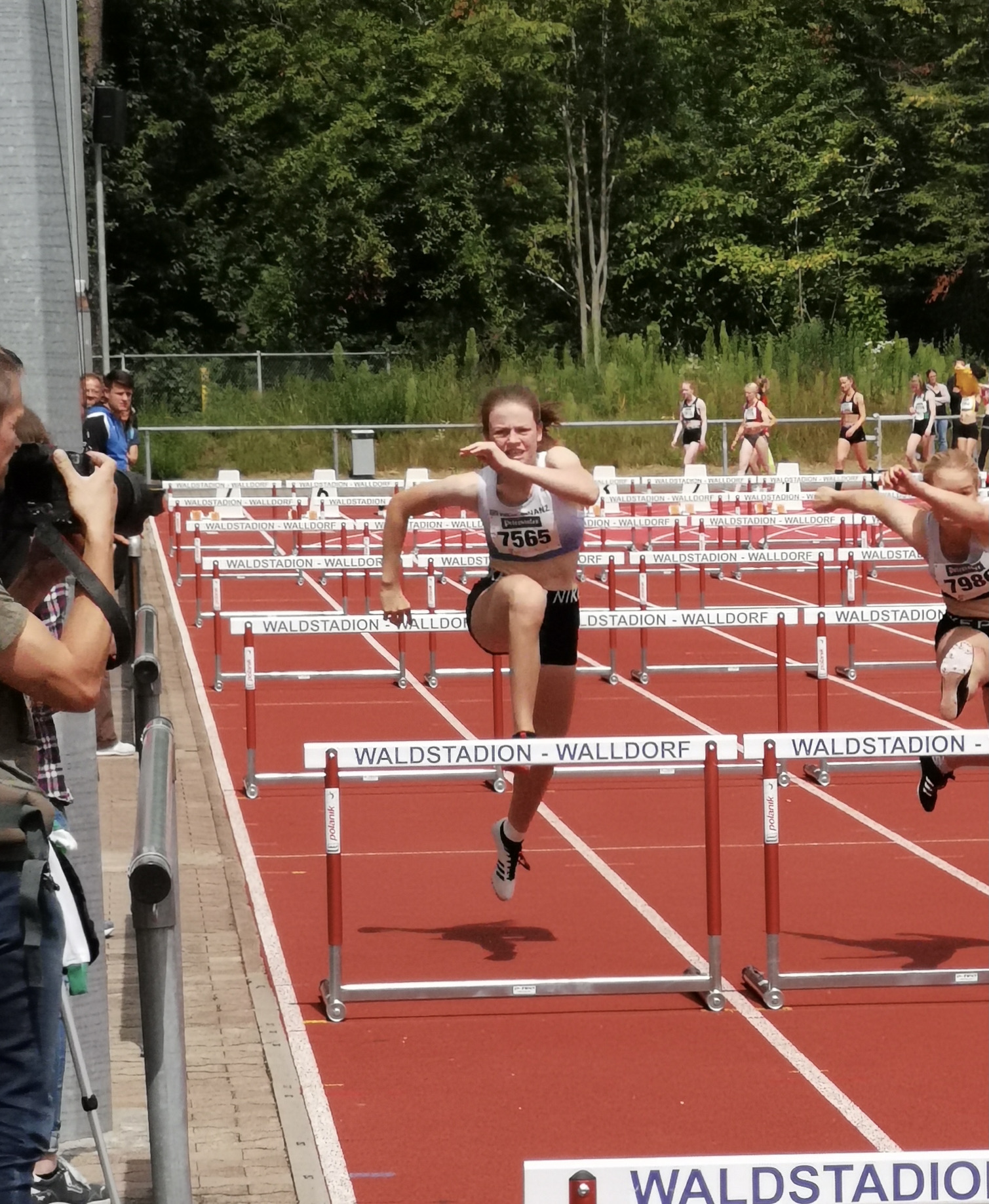 A89B3D98 F7C2 4D26 BEBA C1D25AD801A1 1 201 a